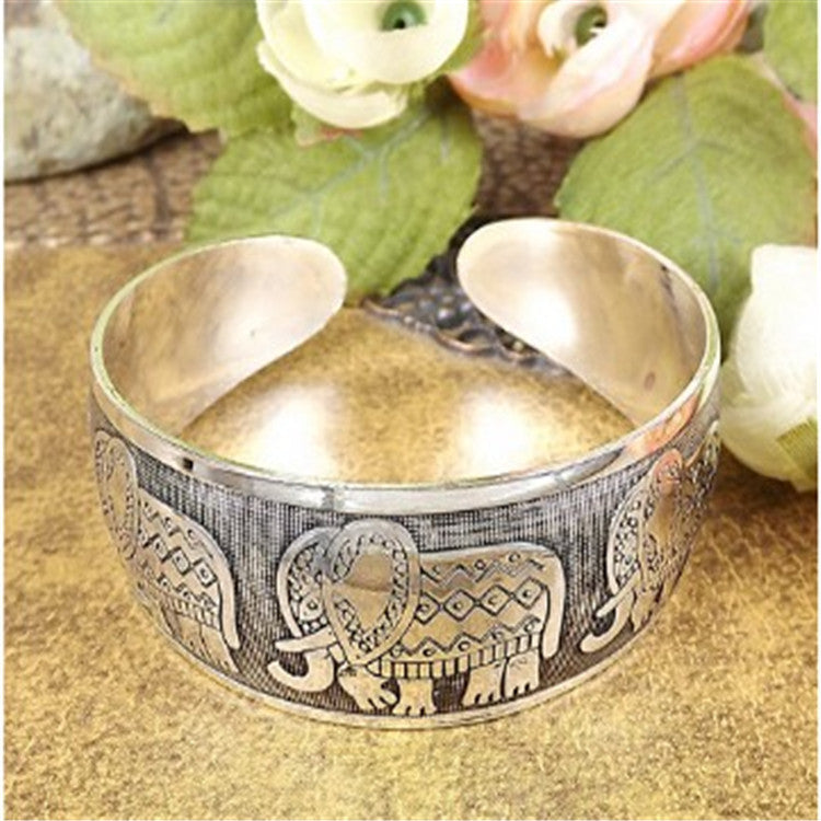 Bracelet Éléphant Thaïlandais — Finition Argentée