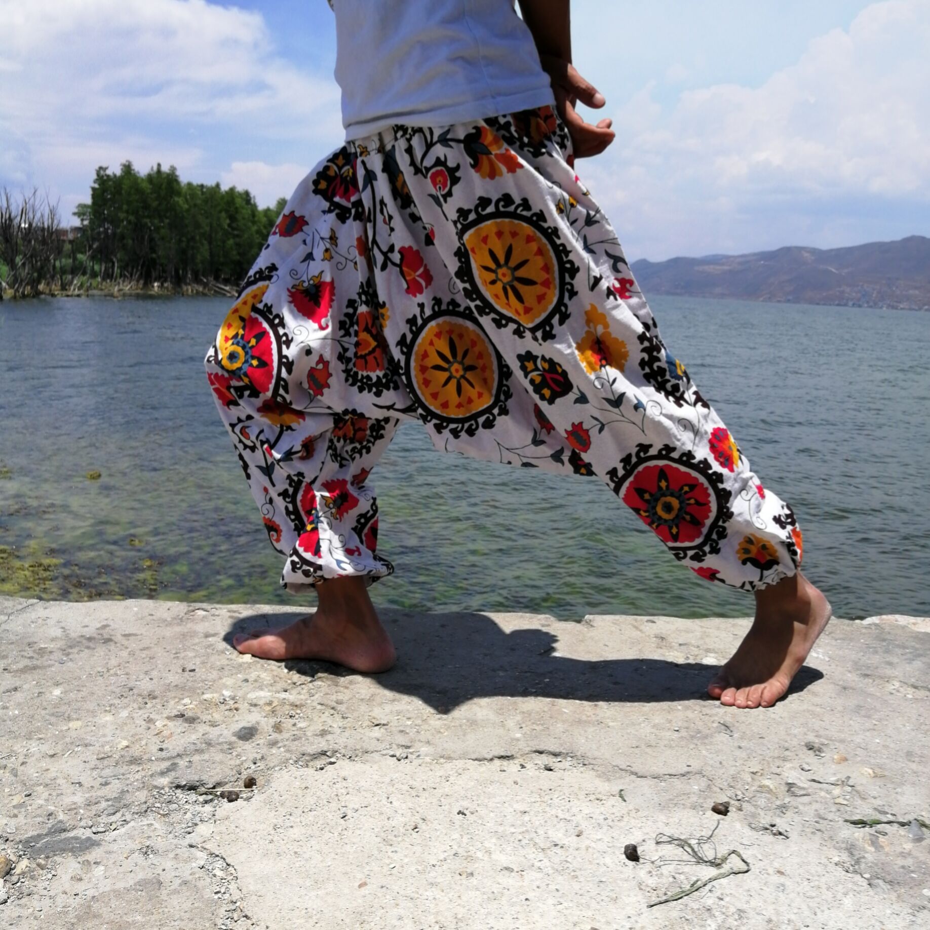 Pantalon Sarouel Thaïlandais — 20 Motifs Authentiques — Taille Unique