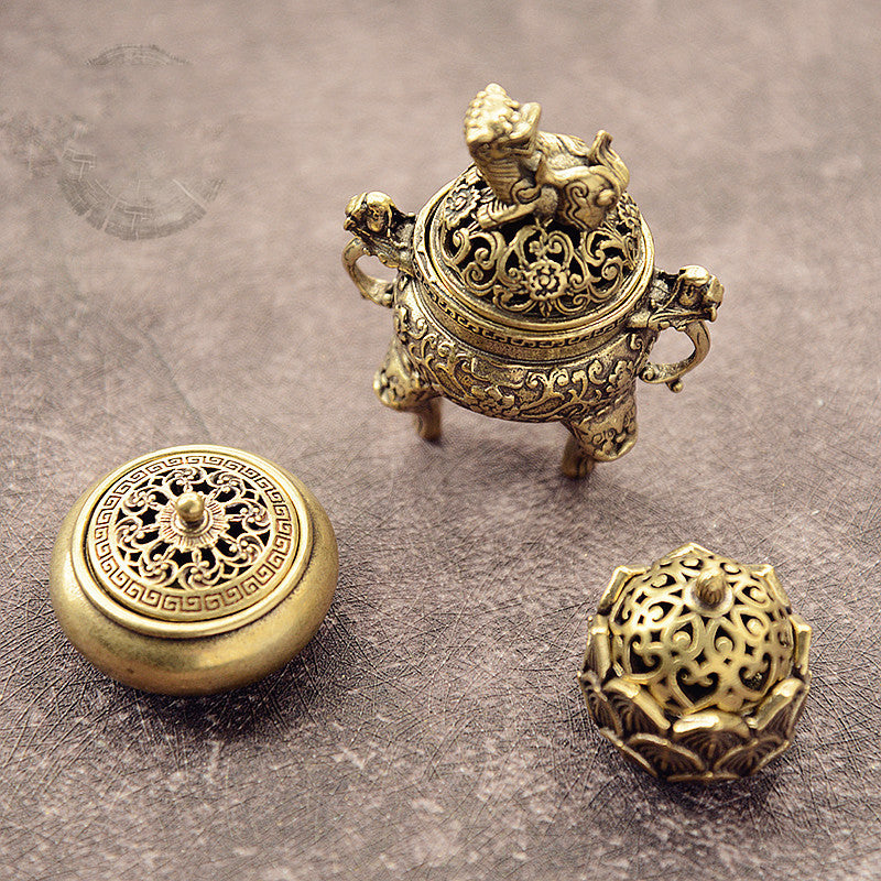 Porte-Encens Lotus Ajouré Thaï — Zen, Déco & Spiritualité