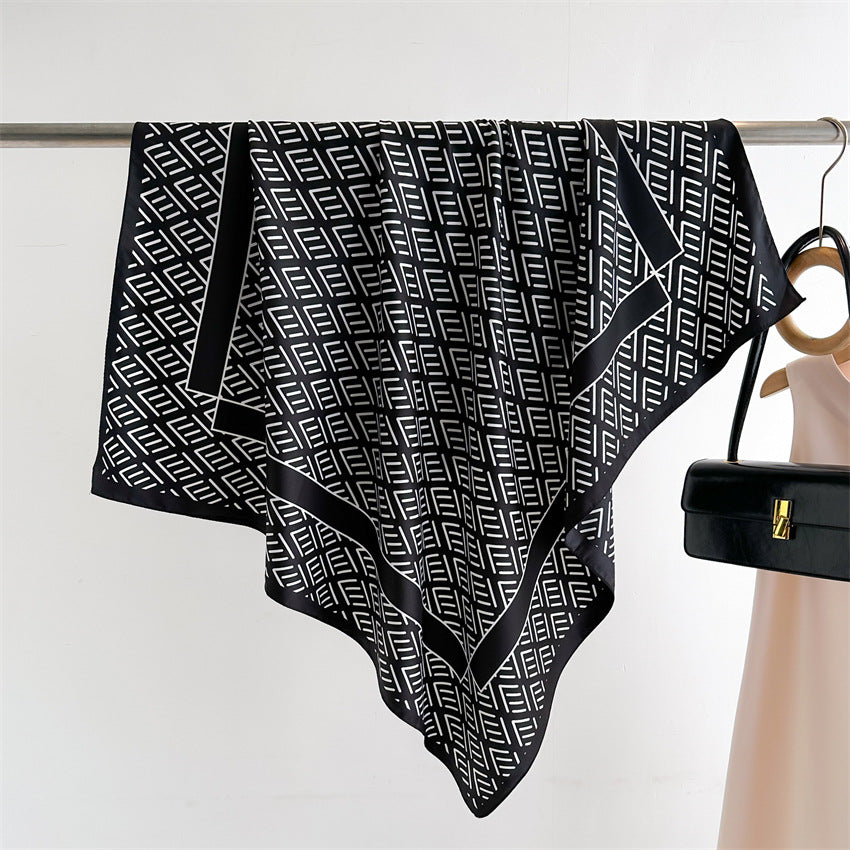 Foulard Carré Imprimé Style Thaï — 90x90cm — Doux, Léger & Élégant