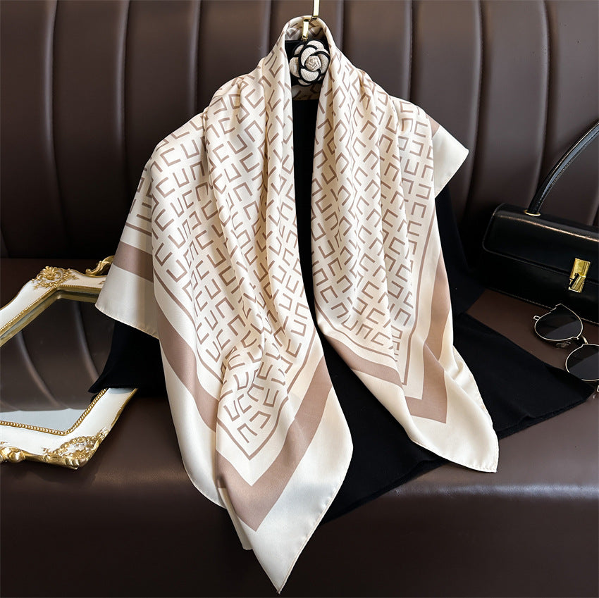 Foulard Carré Imprimé Style Thaï — 90x90cm — Doux, Léger & Élégant
